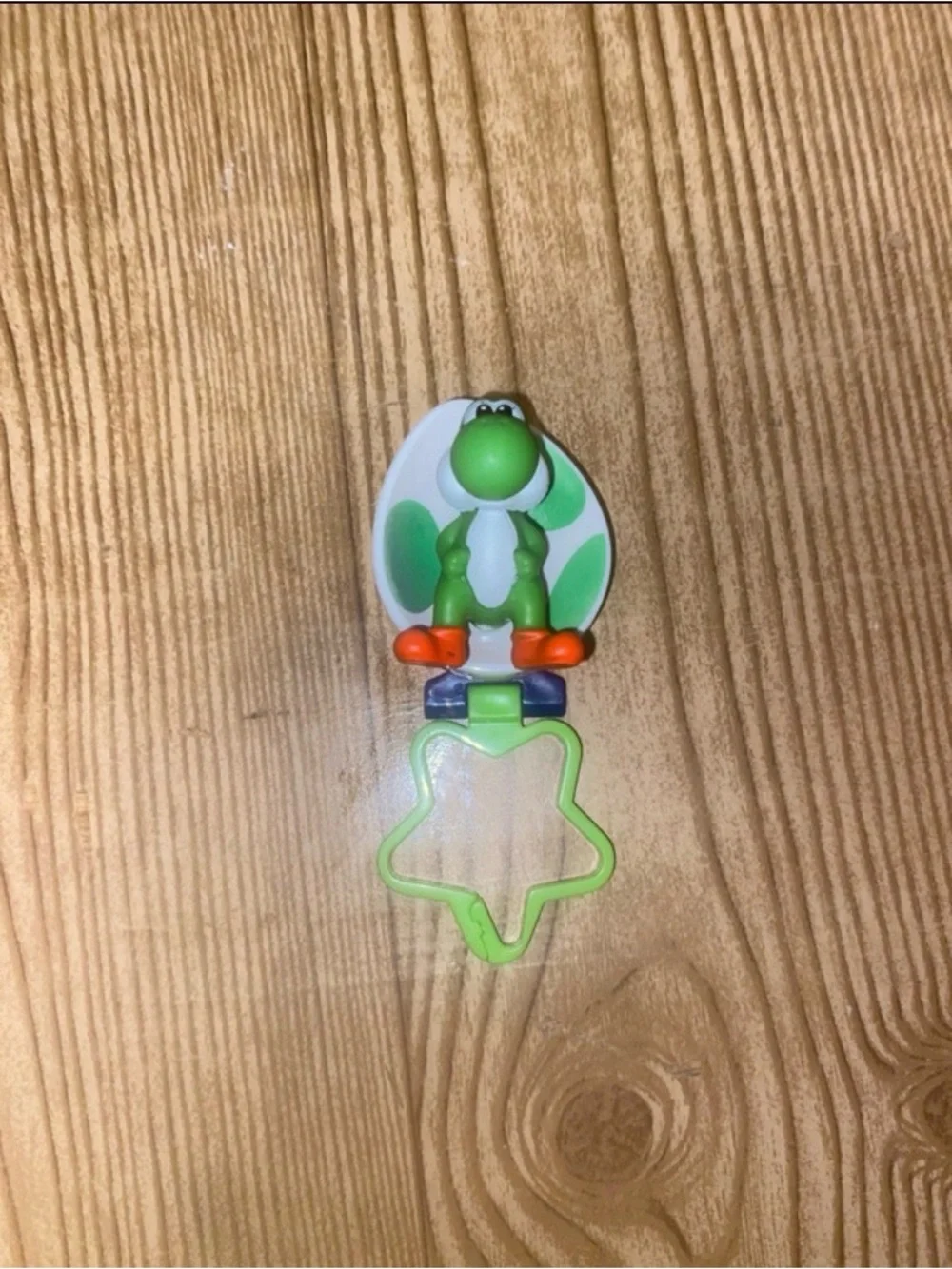 Nintendo Green Yoshi Star-Shaped Baby Bib Clip